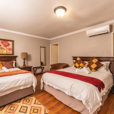 Fatmols Guest Lodge Johannesburg Eksteriør bilde