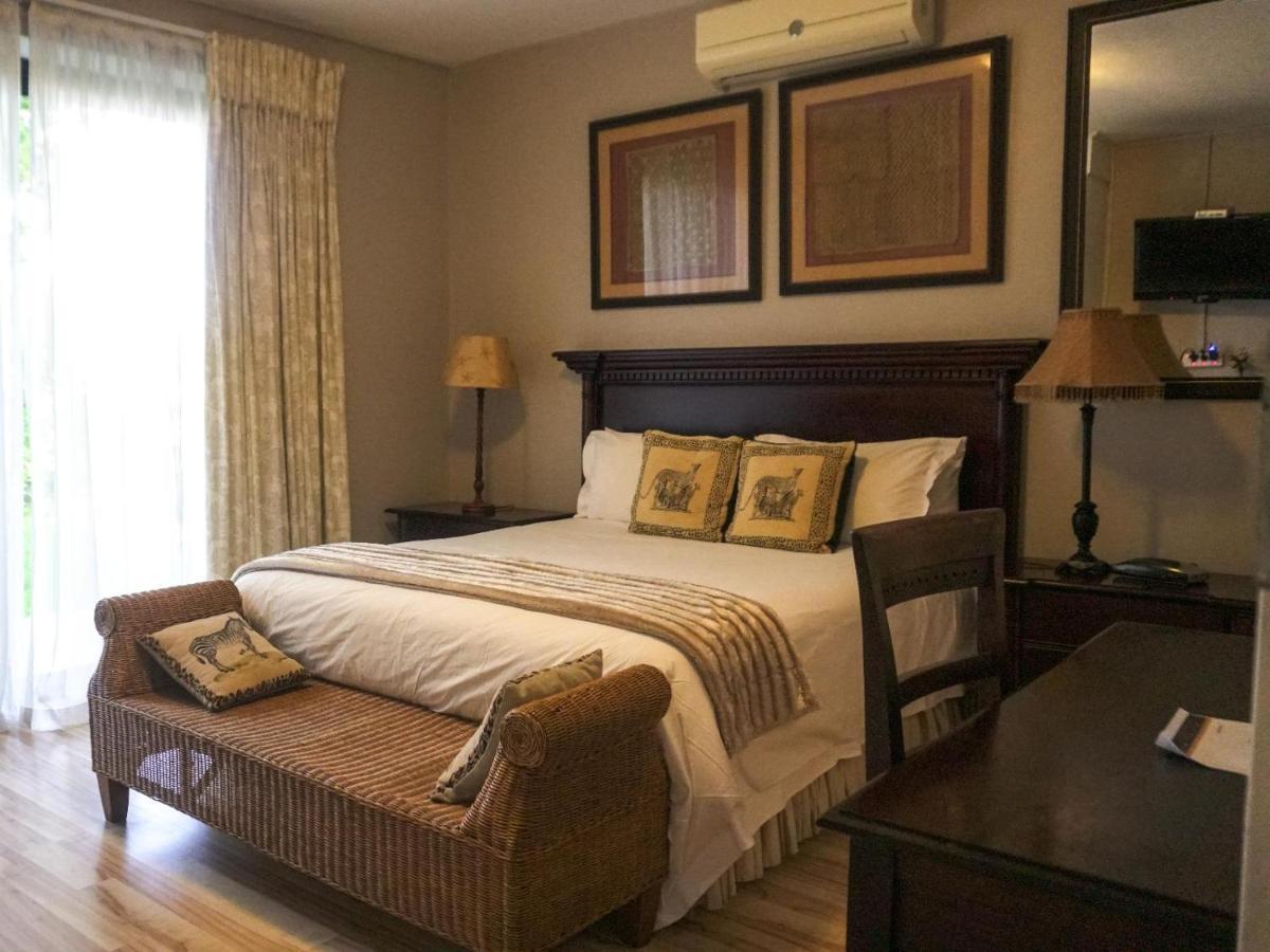 Fatmols Guest Lodge Johannesburg Eksteriør bilde